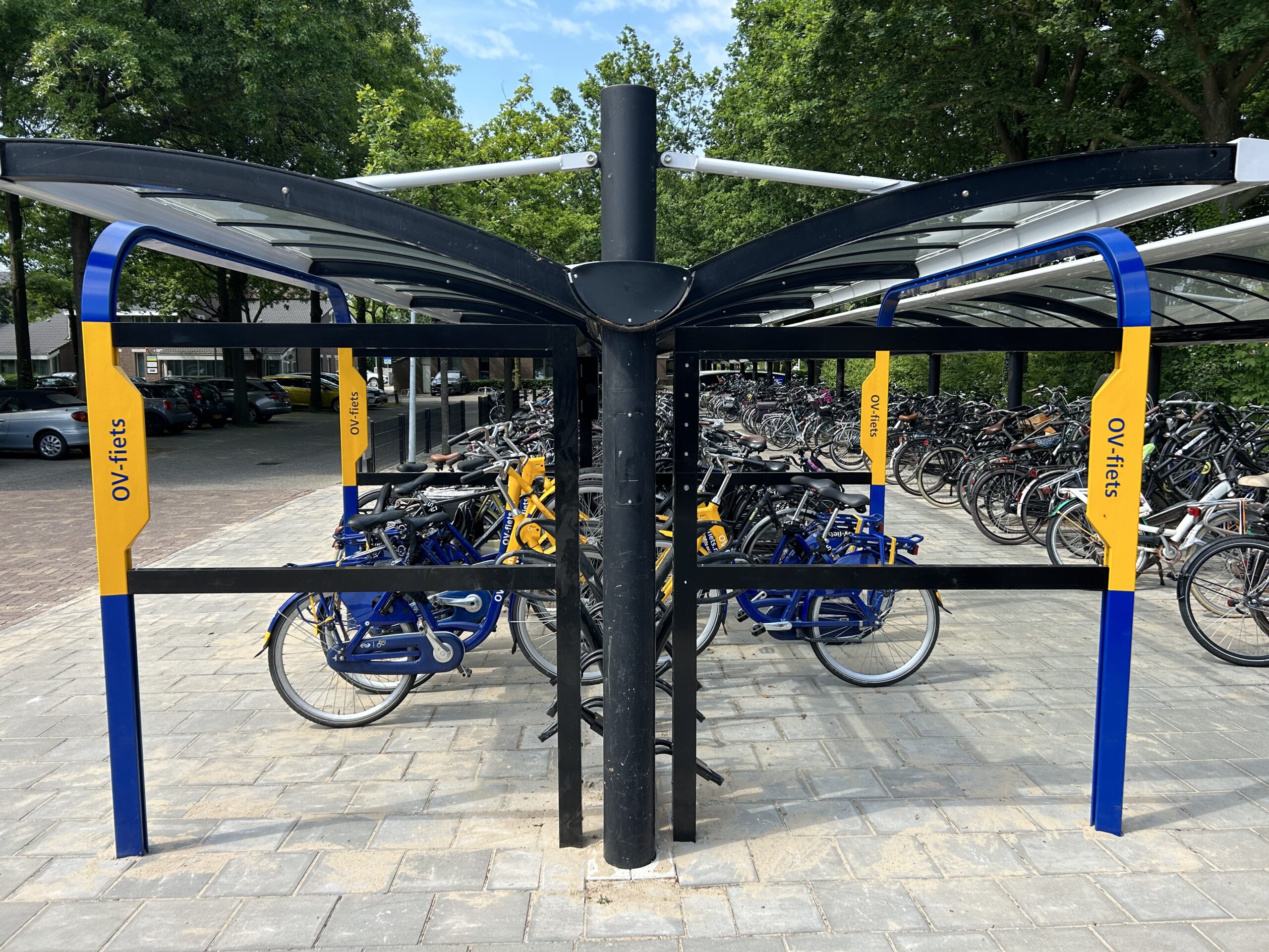 Pays-Bas : vélo+train, peut-on vraiment copier le OV-Fiets ?